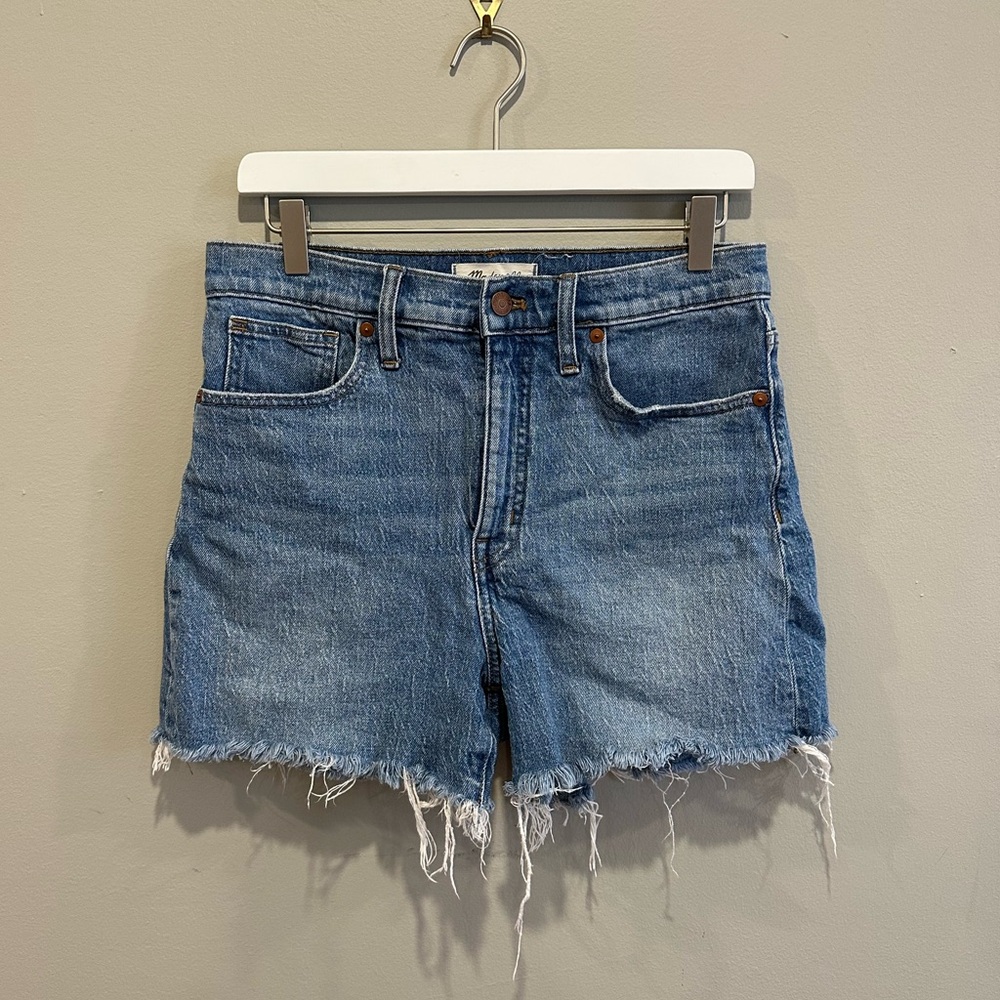 Madewell High-Rise Denim Shorts in Malden Wash